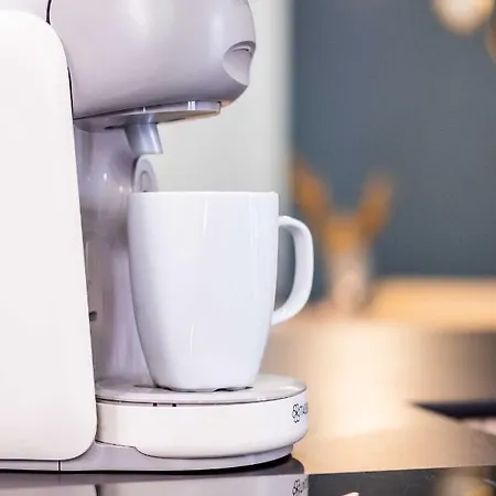 Charming And Comfortable With Inviting Atmosphere アパート