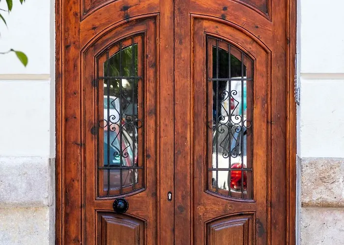 Apartamento Charming And Comfortable With Inviting Atmosphere